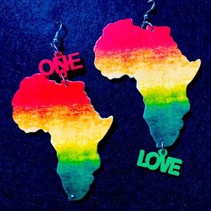 The beautiful colors of Africa statement jewelry